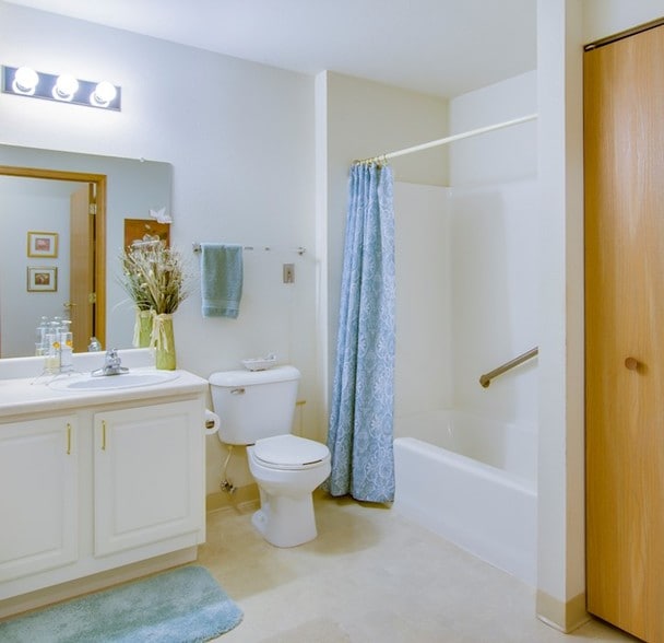 Building Photo - Island Woods Senior - a 55+ Community