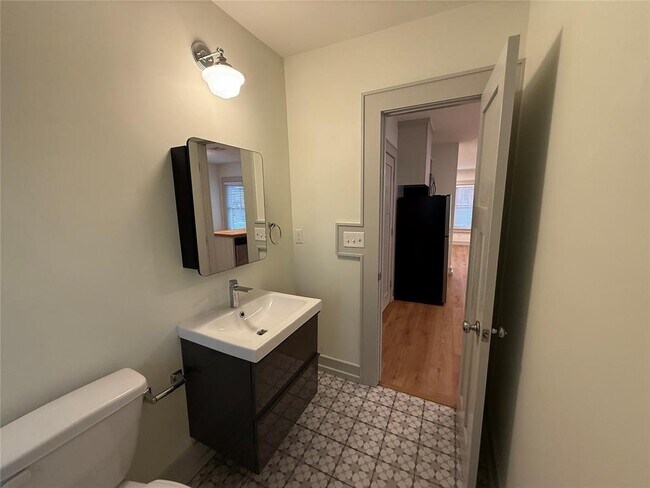 Building Photo - 1203 Military Ct