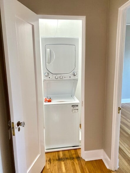 Laundry in the unit - 3527 Georgia St