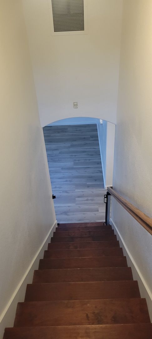 Building Photo - Your Next Home in One of Roseville’s Most Desired Neighborhoods!