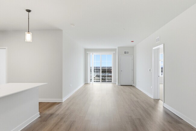 Building Photo - 250 McHenry Rd