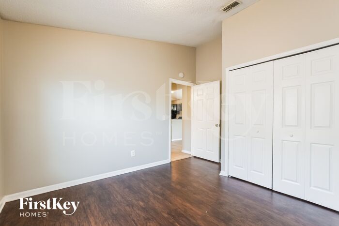 Building Photo - 7564 Groveoak Dr