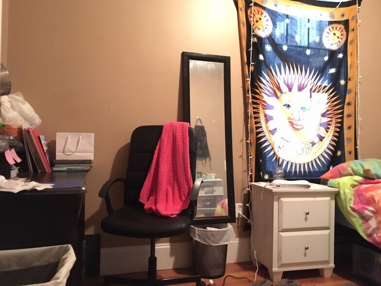 Building Photo - 23 Saint Lukes Rd