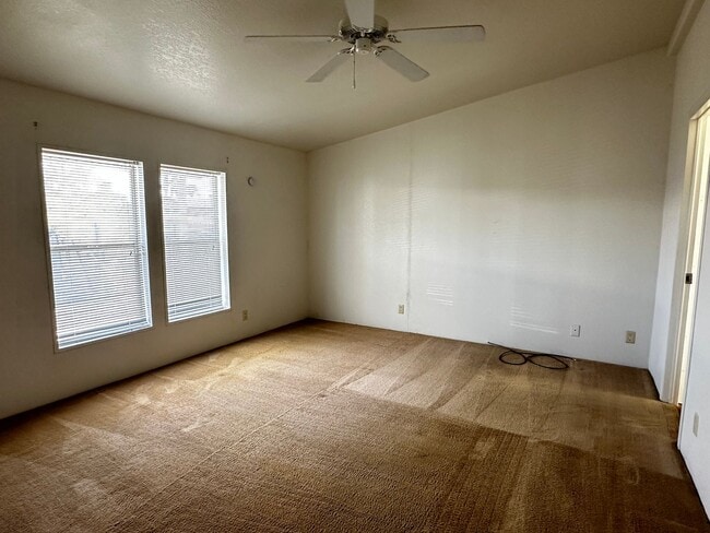 Building Photo - Coolidge 3 Bedroom 2 Bathroom Home Under $1,500!