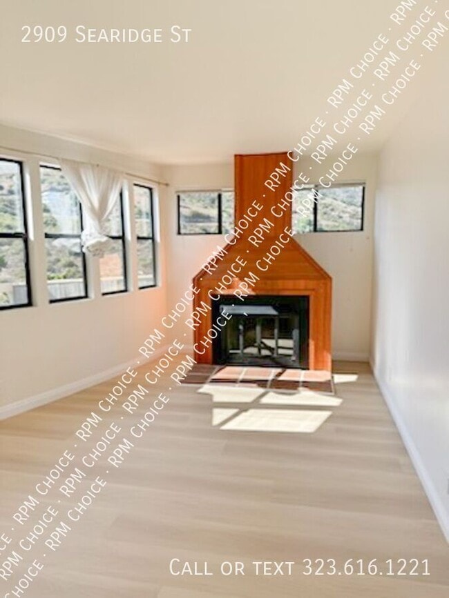 Building Photo - 2909 Searidge St