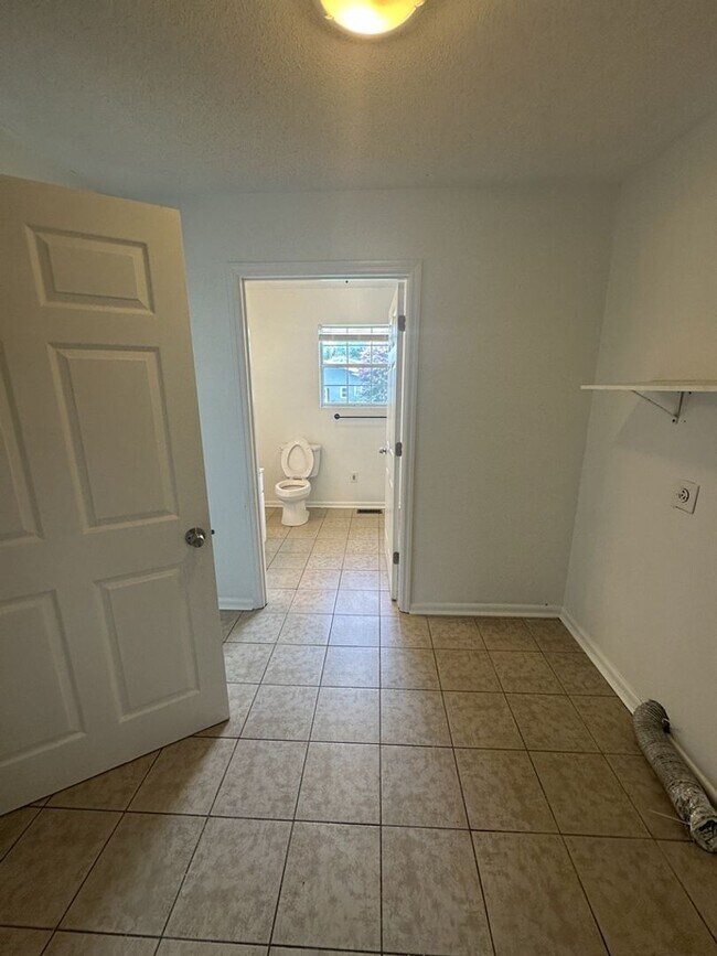 Building Photo - 6250 GA-136