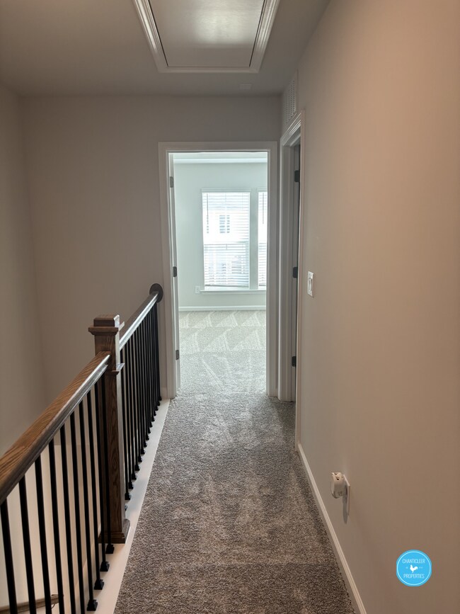 Building Photo - 1022 Poets Walk Rd