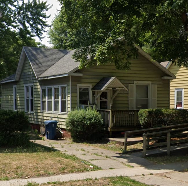 Building Photo - 2-Bedroom Home – Housing Choice Voucher Welcome