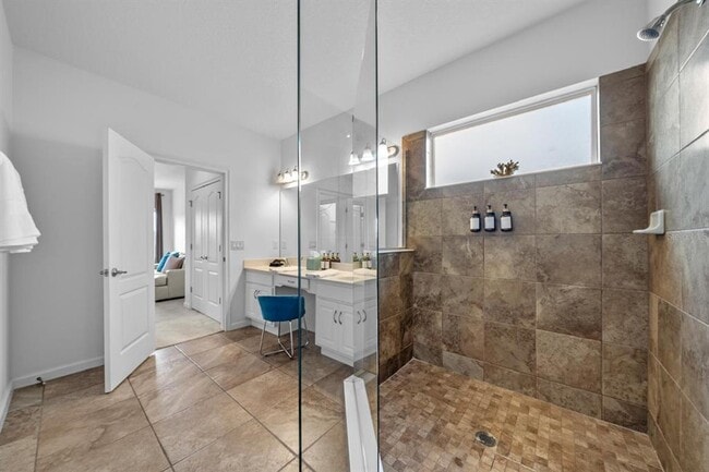 Building Photo - 4164 Oak Tree Dr