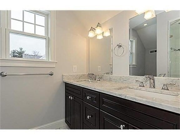 Building Photo - 53 Carver Rd