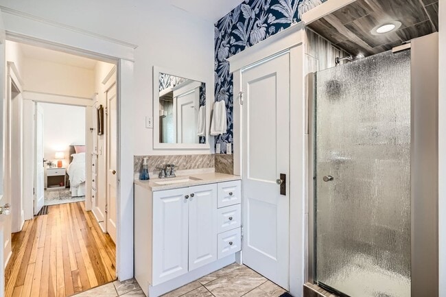 Building Photo - Fully Furnished 3BR Home Near Wash Park