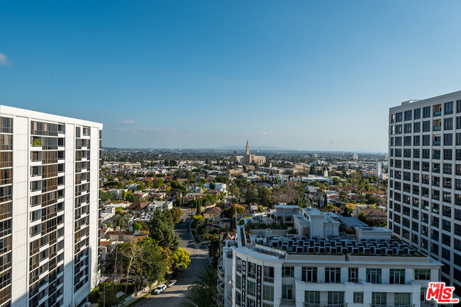 Building Photo - 10701 Wilshire Blvd