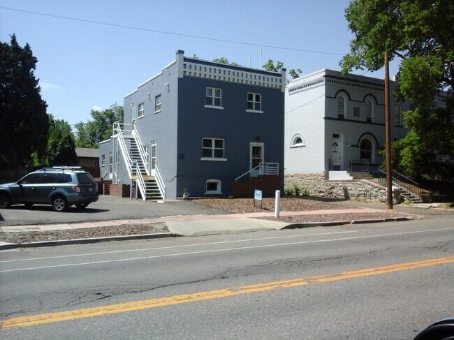 Building Photo - 3BD/2BA Historic Glove Factory Building of the Highlands.
