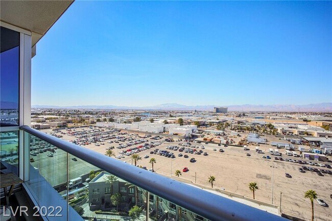 Building Photo - 4575 Dean Martin Dr