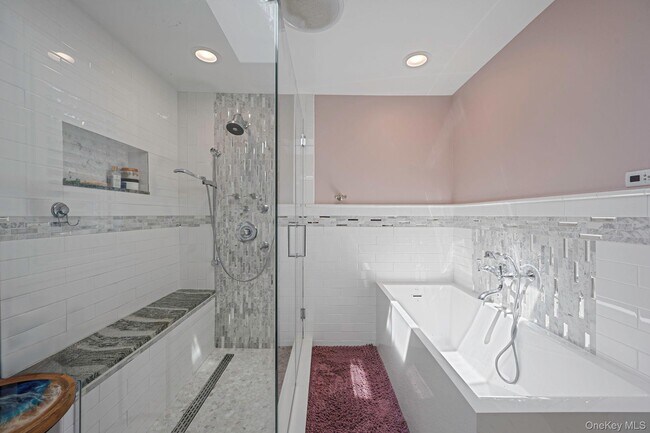 Building Photo - 8 Paynes Ln