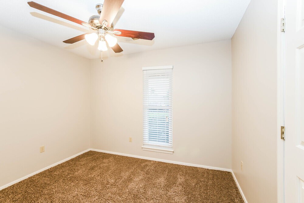 Building Photo - 10340 Palmer Cove