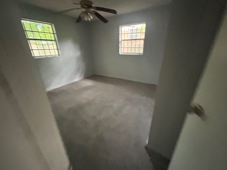 Building Photo - 3411 Marland St