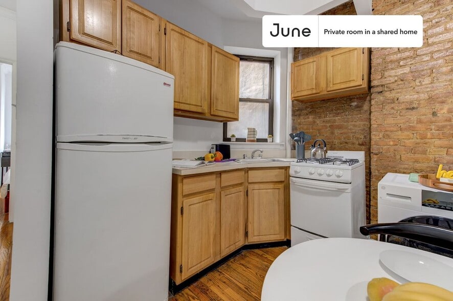 Building Photo - Room in Shared 2.0 bed/1 bath home