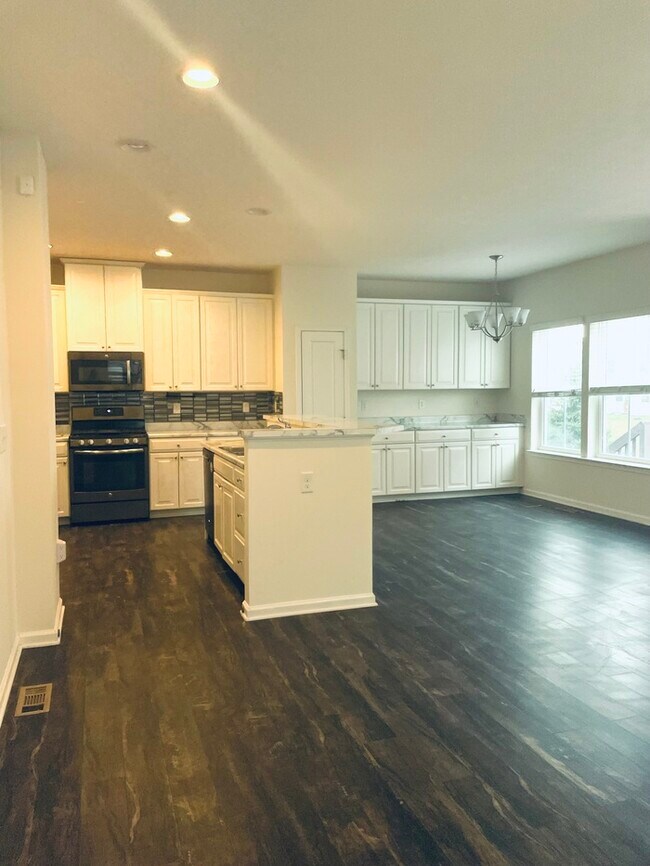 Building Photo - Beautiful 3 beds 2.5 Baths in Dublin