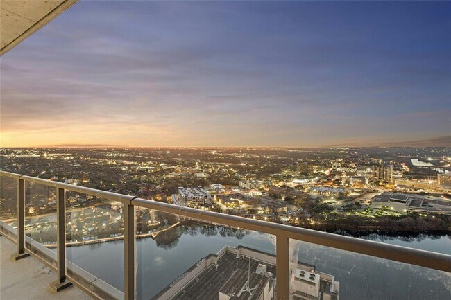 Building Photo - 44 East Ave