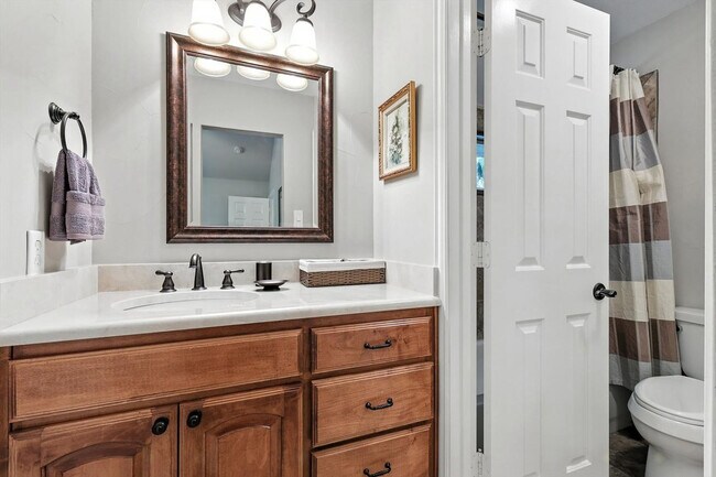 Building Photo - 2303 Chapelwood Dr