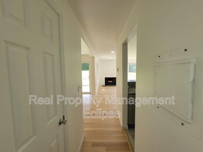 Building Photo - 4415 145th Ave NE