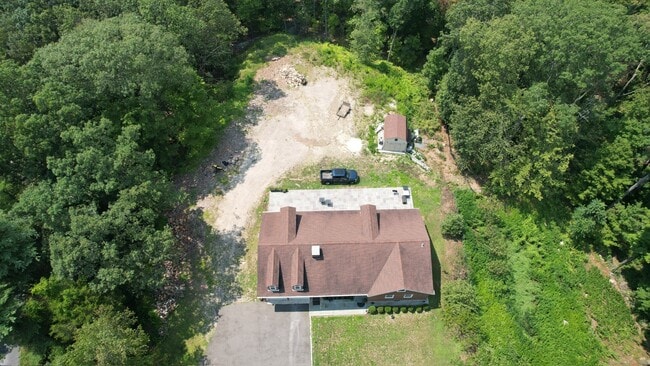 Building Photo - 234 Weston Rd