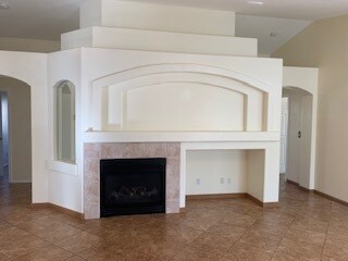 Building Photo - 2461 E Stone Stable Dr