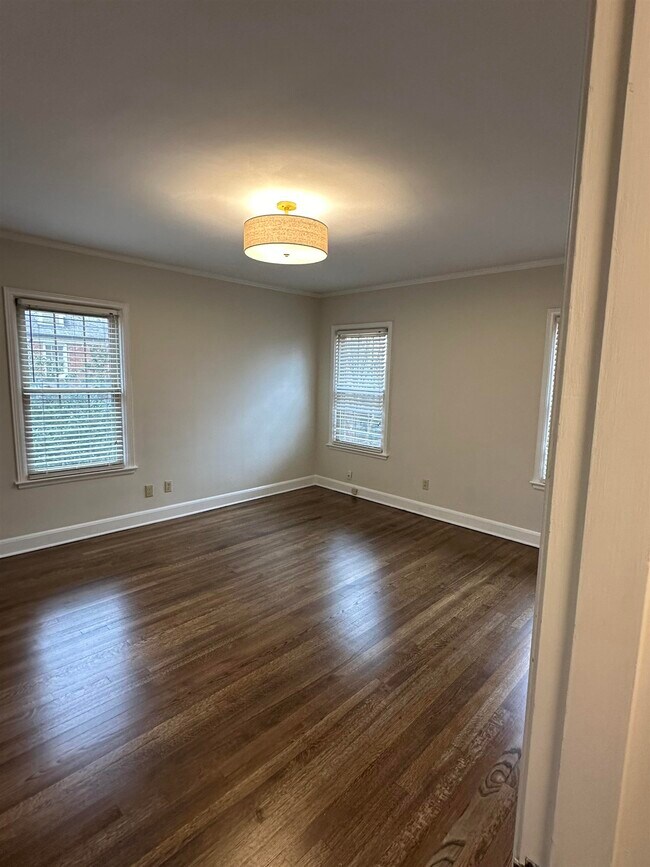 Building Photo - 2906 Tishomingo Ln