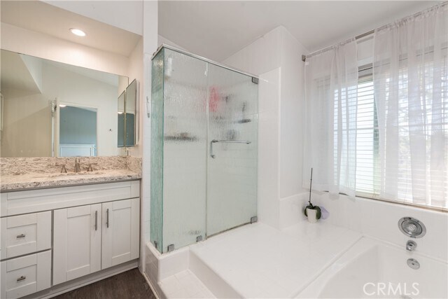 Building Photo - 28 Sycamore Ln