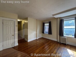 Building Photo - 6 Agassiz St