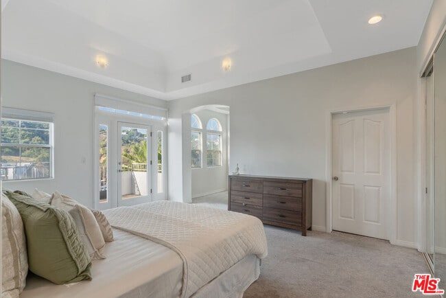 Building Photo - 6389 La Punta Dr