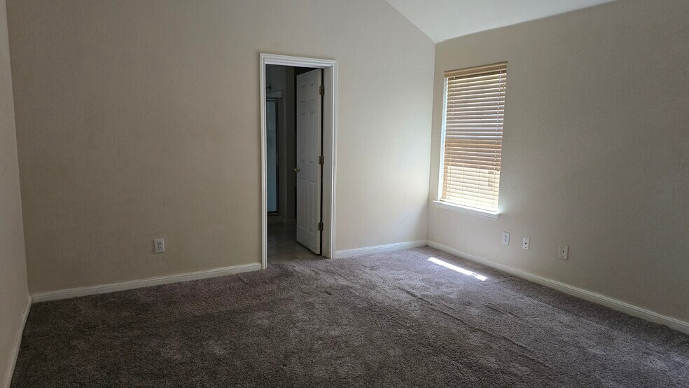 Building Photo - 8542 Snakeweed Dr