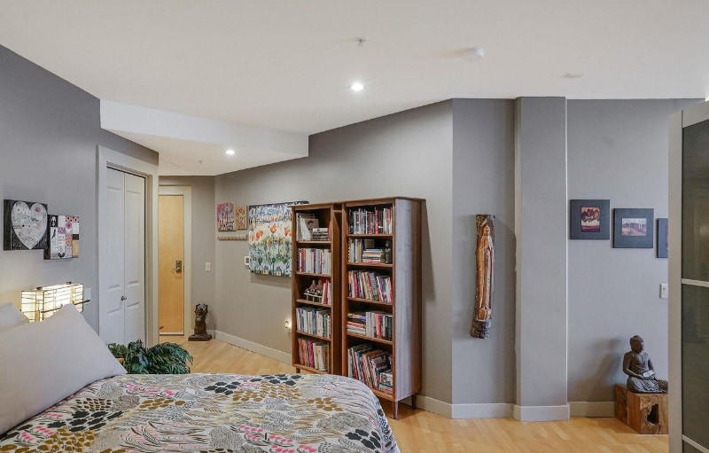 Building Photo - 136 SW Washington Ave