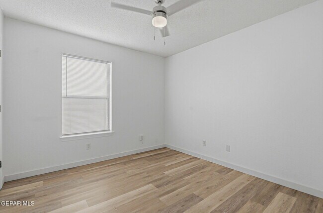 Building Photo - 11864 Mesquite Rock Dr