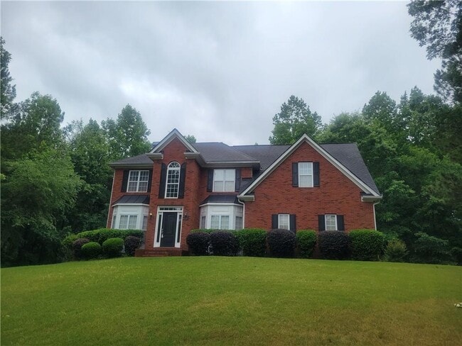 Building Photo - 5555 Holly Springs Dr
