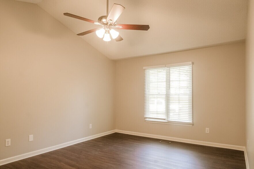 Building Photo - 3503 April Breeze Ln