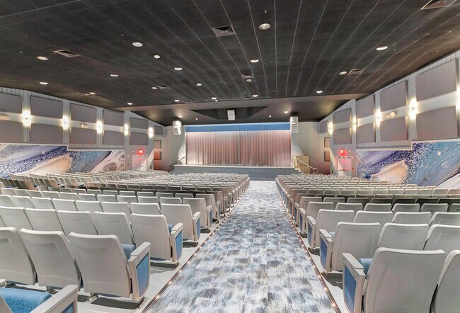 Building Photo - 14096 Huntington Pointe Dr