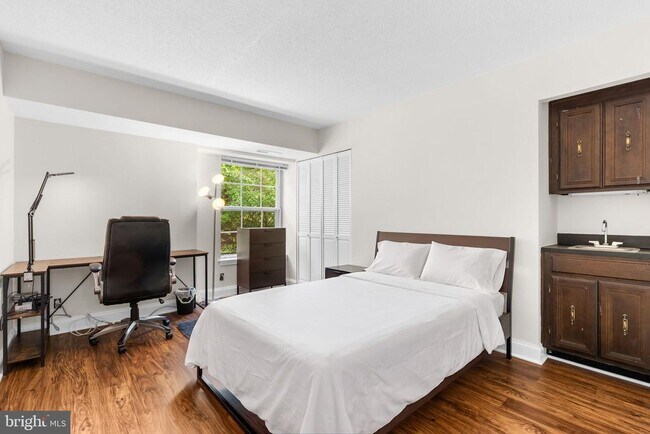 Building Photo - 7721 Tremayne Pl