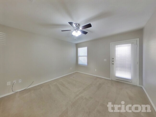 Building Photo - 6647 Hartnet Fields