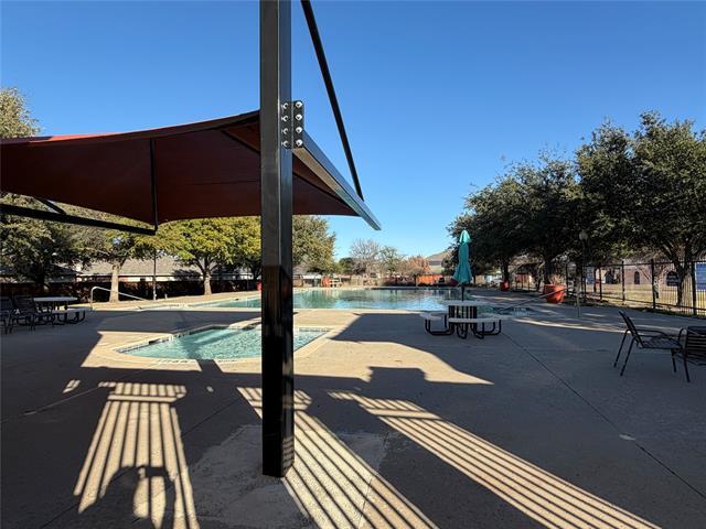 Building Photo - 412 Magma Dr