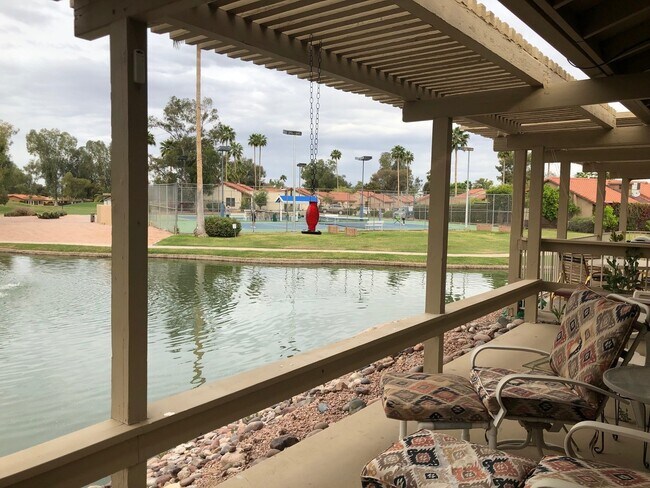 Building Photo - ASK ABOUT OUR REDUCED SUMMER RATES!!! Comfortable & Inviting Home in Leisure World a 45+ Active A...