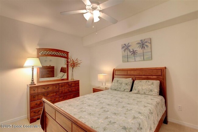 Building Photo - 6858 Toland Dr