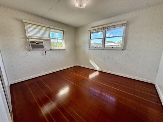 Building Photo - 829 Nanakai Pl