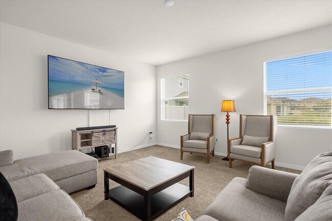Building Photo - 2498 Empress Dr