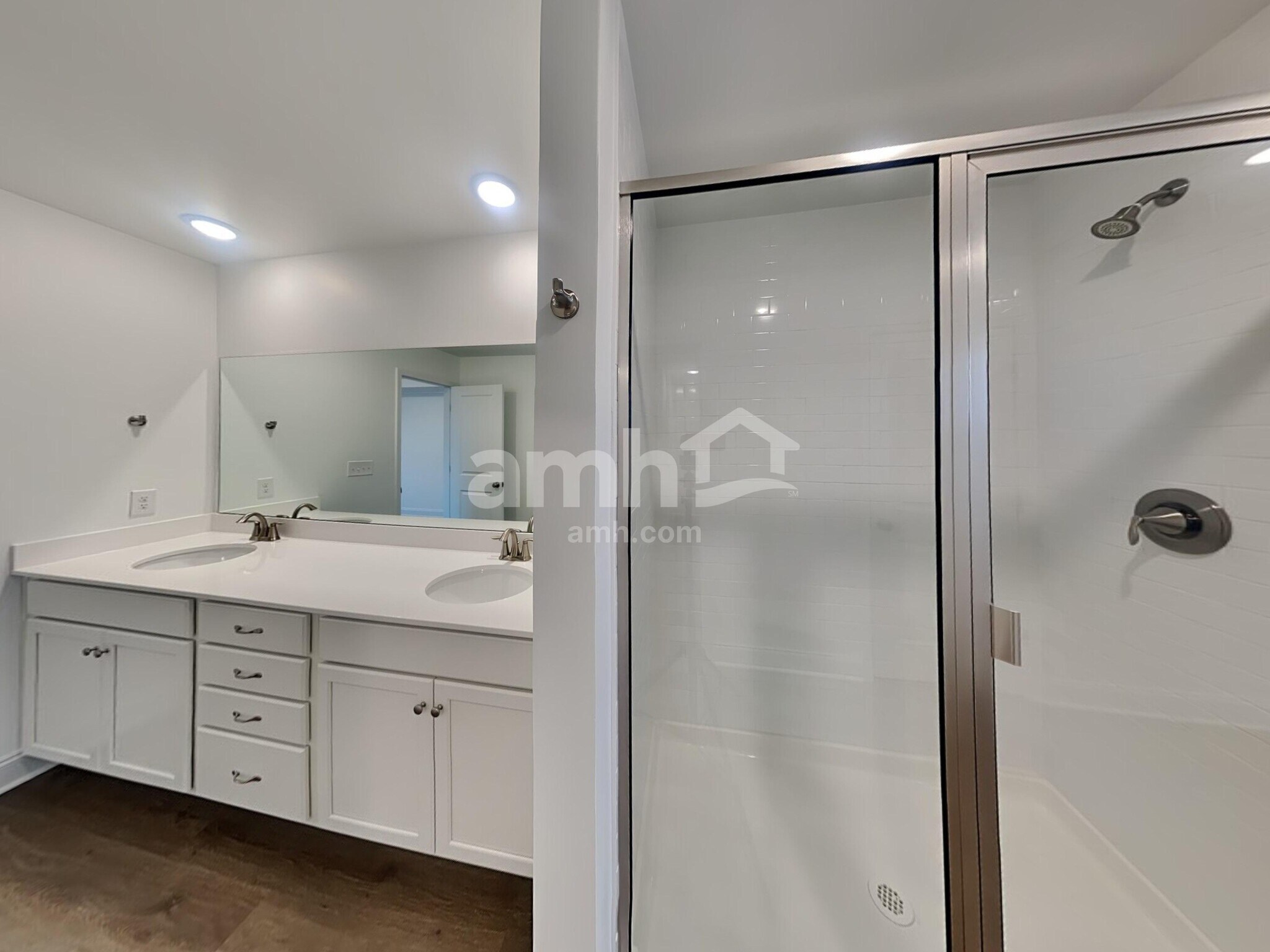 Building Photo - 6011 Rosemore Ln