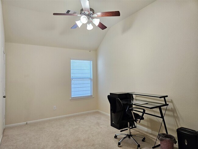 Building Photo - 17018 Taffaine Dr
