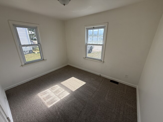 Building Photo - 8035 Chapp Ave