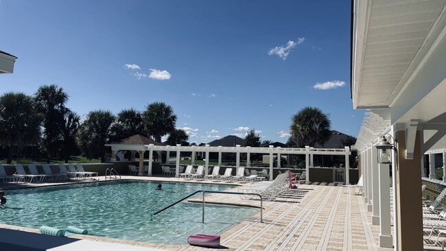 Building Photo - Lovely 3/2 Home in The Villages an active ...