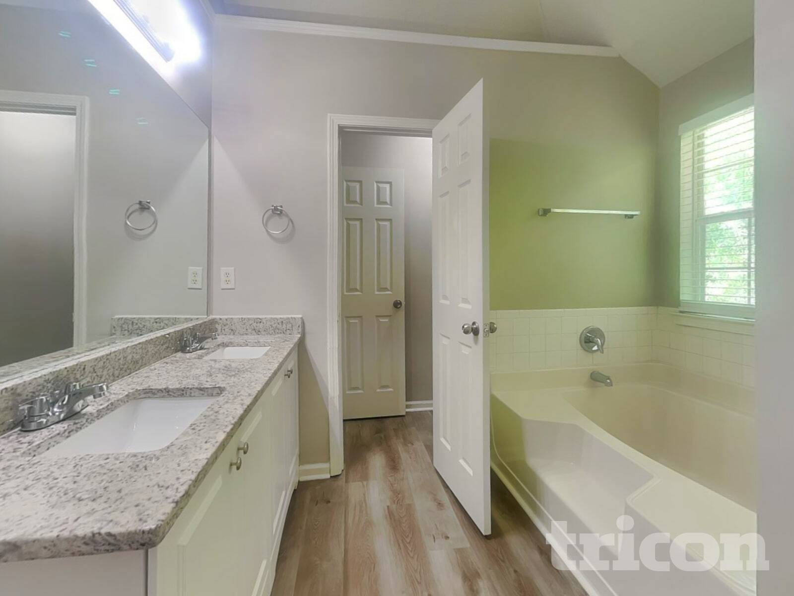 Building Photo - 222 Southwind Ln